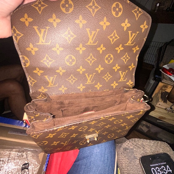 Louis Vuitton Métis Monogram - Picture 7 of 10